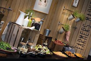 Renaissance Zürich Tower Hotel