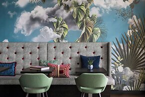 Renaissance Zürich Tower Hotel