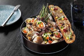 Renaissance Zürich Tower Hotel