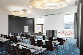 Renaissance Zürich Tower Hotel