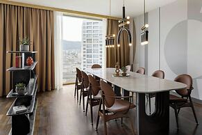 Renaissance Zürich Tower Hotel