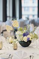 Renaissance Zürich Tower Hotel