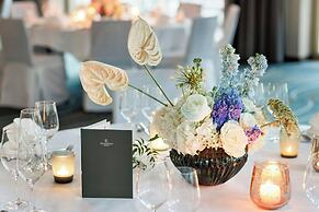 Renaissance Zürich Tower Hotel