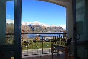 The Moorings