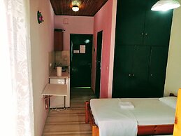 Comfy Hostel Studios