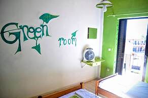 Comfy Hostel Studios