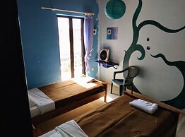 Comfy Hostel Studios