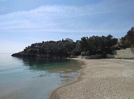 Comfy Hostel Studios