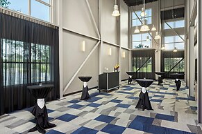 Delta Hotels by Marriott Milwaukee Northwest