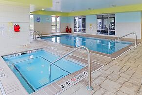 Holiday Inn Express Hotel & Suites Terre Haute by IHG