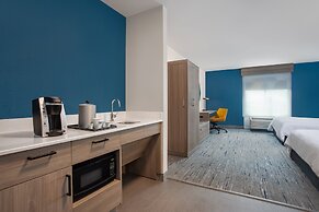 Holiday Inn Express Hotel & Suites Terre Haute by IHG