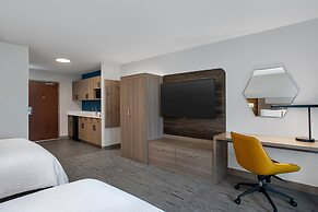 Holiday Inn Express Hotel & Suites Terre Haute by IHG