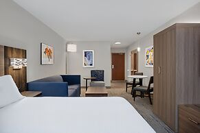 Holiday Inn Express Hotel & Suites Terre Haute by IHG