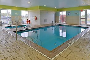 Holiday Inn Express Hotel & Suites Terre Haute by IHG