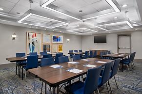 Holiday Inn Express Hotel & Suites Terre Haute by IHG