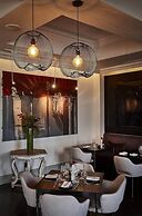 Queen Victoria Hotel & Manor House by NEWMARK