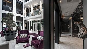 Queen Victoria Hotel & Manor House by NEWMARK