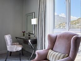 Queen Victoria Hotel & Manor House by NEWMARK