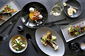 Queen Victoria Hotel & Manor House by NEWMARK