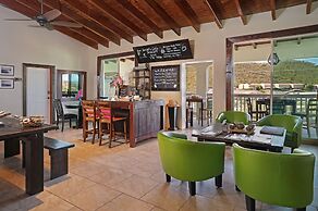 Two Sandals – A Boutique Hotel