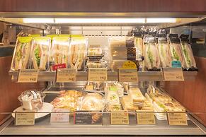 E Hotel Higashi Shinjuku