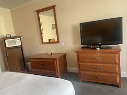 Howard Johnson by Wyndham Ridgecrest, CA