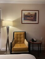 Howard Johnson by Wyndham Ridgecrest, CA