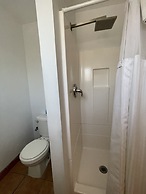 Howard Johnson by Wyndham Ridgecrest, CA