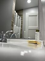 Howard Johnson by Wyndham Ridgecrest, CA