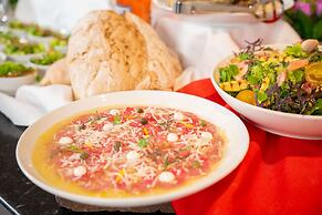 Hilton Garden Inn Santiago Airport