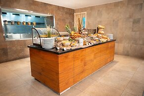 Hilton Garden Inn Santiago Airport