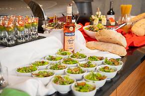 Hilton Garden Inn Santiago Airport