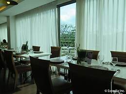 One Tagaytay Place