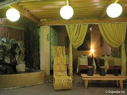 One Tagaytay Place