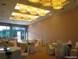 One Tagaytay Place