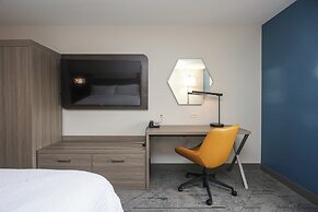 Holiday Inn Express Tulsa South Bixby by IHG