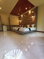 Lanta Pearl Beach Resort