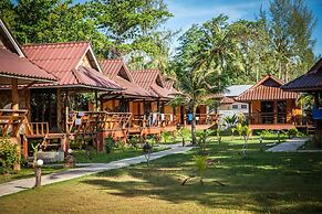 Lanta Pearl Beach Resort