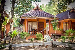 Lanta Pearl Beach Resort