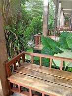 Lanta Pearl Beach Resort