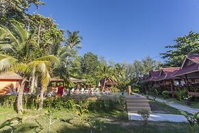 Lanta Pearl Beach Resort