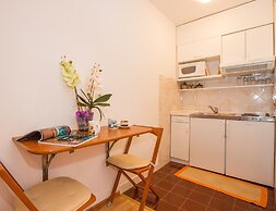 Studio Apartment Andrijana