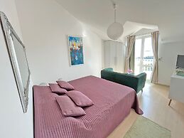 Studio Apartment Andrijana