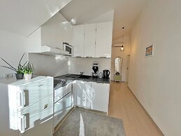 Studio Apartment Andrijana