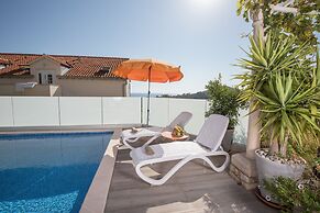 Studio Apartment Andrijana