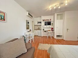 Studio Apartment Andrijana