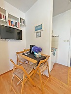 Studio Apartment Andrijana