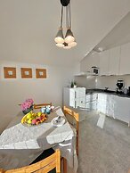 Studio Apartment Andrijana