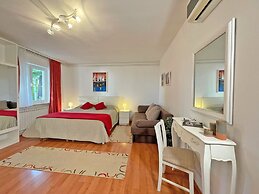 Studio Apartment Andrijana