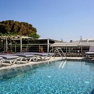 Akis Hotel